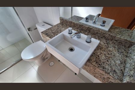 Apartamento à venda com 120m², 3 quartos e 2 vagasBanheiro Social