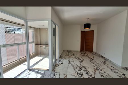 Apartamento à venda com 120m², 3 quartos e 2 vagasSala