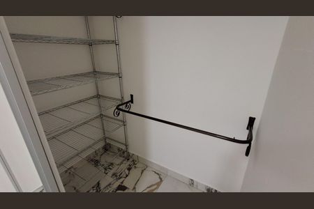 Apartamento à venda com 120m², 3 quartos e 2 vagasCloset da suíte