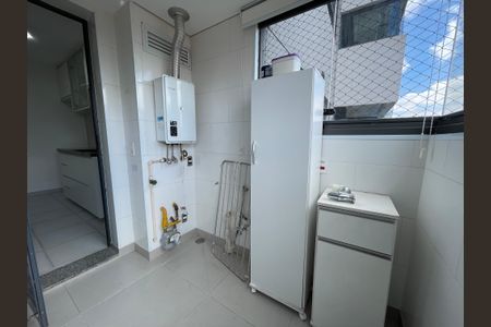Apartamento à venda com 70m², 3 quartos e 1 vagaÁrea de Serviço