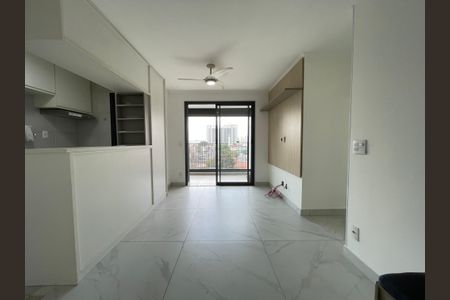 Sala de apartamento à venda com 3 quartos, 70m² em Ferreira, São Paulo