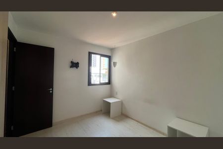 Apartamento à venda com 80m², 3 quartos e 2 vagas Apartamento à venda com 80m², 3 quartos e 2 vagasSuíte