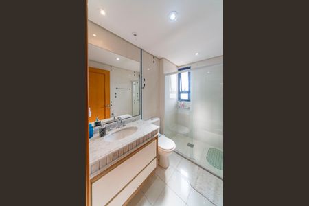 Apartamento para alugar com 209m², 4 quartos e 4 vagas Apartamento para alugar com 209m², 4 quartos e 4 vagasBanheiro do Quarto 4