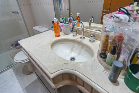 Apartamento para alugar com 209m², 4 quartos e 4 vagas Apartamento para alugar com 209m², 4 quartos e 4 vagasBanheiro Social