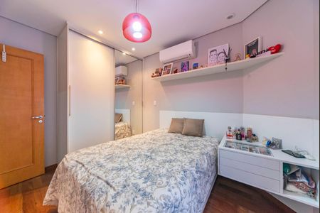 Apartamento para alugar com 209m², 4 quartos e 4 vagas Apartamento para alugar com 209m², 4 quartos e 4 vagasQuarto 3