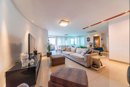 Sala de apartamento para alugar com 4 quartos, 209m² em Vila Bastos, Santo André