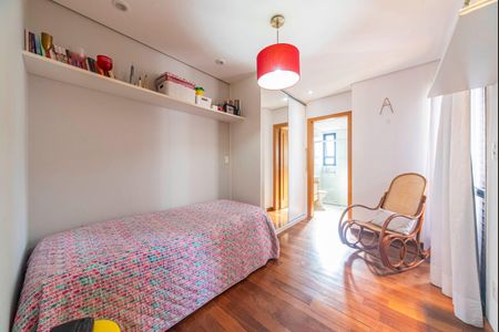 Apartamento para alugar com 209m², 4 quartos e 4 vagas Apartamento para alugar com 209m², 4 quartos e 4 vagasQuarto 4