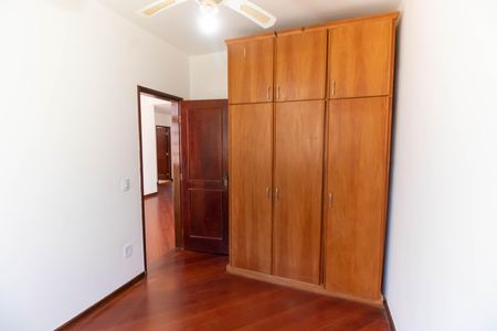 Casa à venda com 336m², 5 quartos e 4 vagasQuarto 3