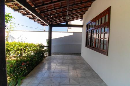 Casa à venda com 336m², 5 quartos e 4 vagasVaranda da Sala