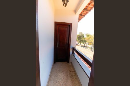 Casa à venda com 336m², 5 quartos e 4 vagasVaranda da Suíte