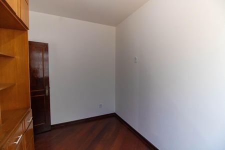 Casa à venda com 336m², 5 quartos e 4 vagasQuarto 1