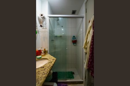 Apartamento à venda com 64m², 2 quartos e 1 vaga Apartamento à venda com 64m², 2 quartos e 1 vagaBanheiro da Suíte