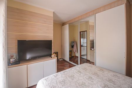 Casa à venda com 154m², 3 quartos e 4 vagas Casa à venda com 154m², 3 quartos e 4 vagasSuíte 2