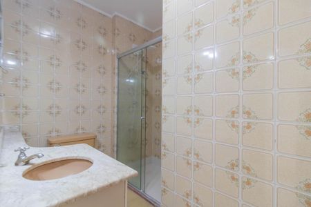 Banheiro de apartamento à venda com 1 quarto, 48m² em Tristeza, Porto Alegre