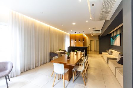 Apartamento à venda com 34m², 2 quartos e sem vagaÁrea comum - Salão de Festas