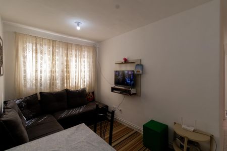 Sala de apartamento para alugar com 2 quartos, 50m² em Colônia (zona Leste), São Paulo