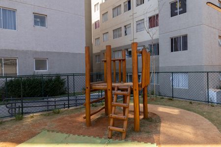 Apartamento para alugar com 50m², 2 quartos e sem vagaÁrea Comum - Playground