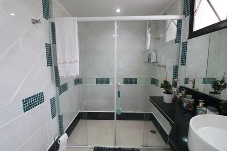 Apartamento para alugar com 186m², 4 quartos e 1 vagaBanheiro Suíte 3