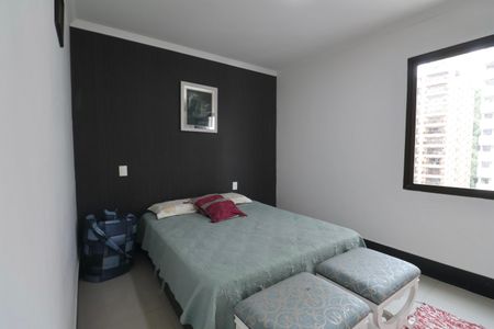 Apartamento para alugar com 186m², 4 quartos e 1 vaga Suíte 2