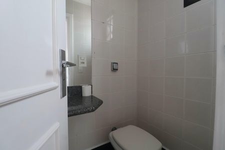 Apartamento para alugar com 186m², 4 quartos e 1 vagaBanheiro de serviço