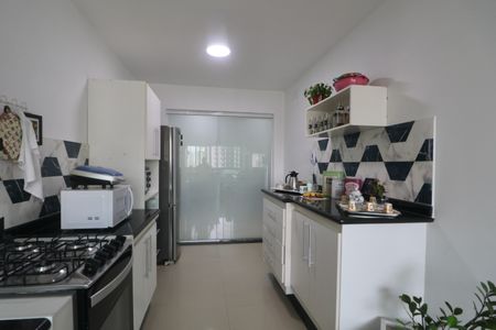 Apartamento para alugar com 186m², 4 quartos e 1 vagaCozinha