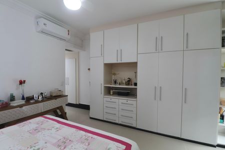 Apartamento para alugar com 186m², 4 quartos e 1 vaga Suíte 3