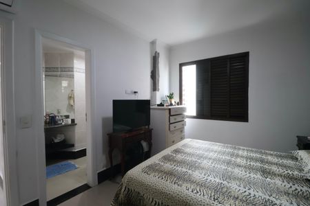 Apartamento para alugar com 186m², 4 quartos e 1 vaga Suíte