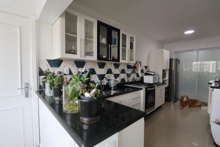 Apartamento para alugar com 186m², 4 quartos e 1 vagaCozinha