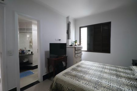 Apartamento para alugar com 186m², 4 quartos e 1 vaga Suíte