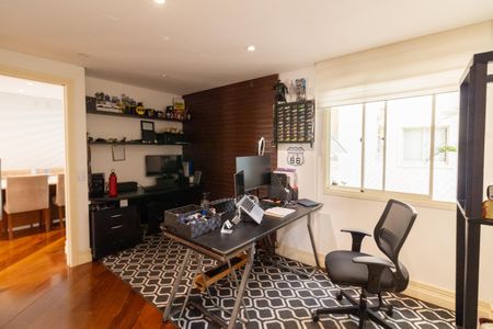 Apartamento à venda com 111m², 3 quartos e 2 vagasEscritório