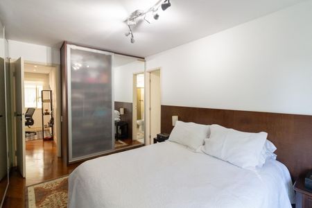 Apartamento à venda com 111m², 3 quartos e 2 vagasQuarto 3 - Suíte