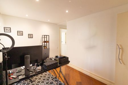 Apartamento à venda com 111m², 3 quartos e 2 vagasEscritório