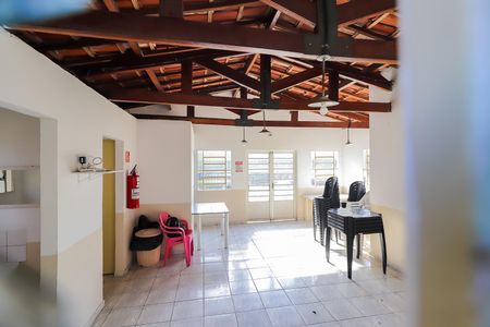 Apartamento para alugar com 42m², 2 quartos e 1 vagaÁrea comum - Salão de festas