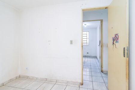 Quarto 1 de apartamento para alugar com 2 quartos, 42m² em Parque Santa Rita, São Paulo