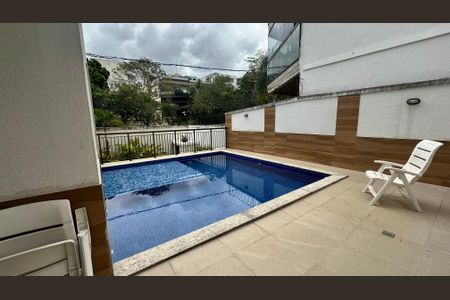 Apartamento à venda com 155m², 4 quartos e 3 vagasÁrea comum - Piscina