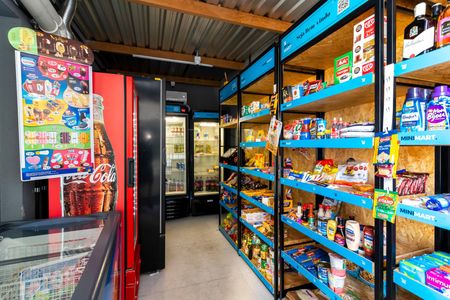 Apartamento à venda com 26m², 1 quarto e sem vaga Apartamento à venda com 26m², 1 quarto e sem vagaMercado