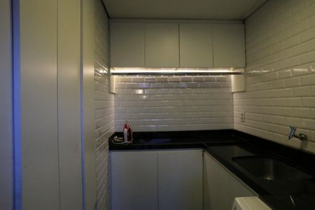 Apartamento à venda com 200m², 4 quartos e 3 vagas Apartamento à venda com 200m², 4 quartos e 3 vagasÁrea de Serviço