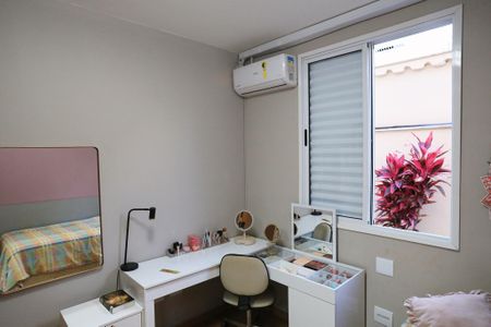 Apartamento à venda com 200m², 4 quartos e 3 vagas Apartamento à venda com 200m², 4 quartos e 3 vagasQuarto 2