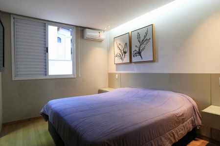 Apartamento à venda com 200m², 4 quartos e 3 vagas Apartamento à venda com 200m², 4 quartos e 3 vagasSuíte