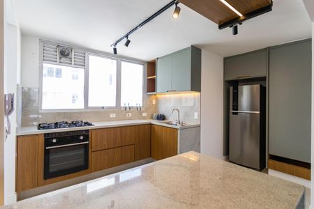 Apartamento à venda com 125m², 2 quartos e 2 vagas Apartamento à venda com 125m², 2 quartos e 2 vagasCozinha