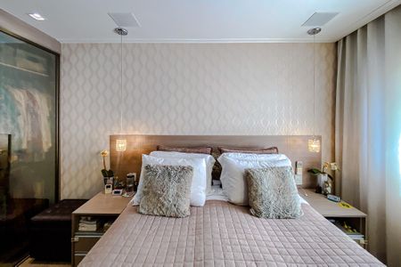 Apartamento à venda com 155m², 3 quartos e 4 vagasSuíte 1