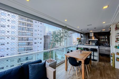 Apartamento à venda com 155m², 3 quartos e 4 vagasVaranda da Sala