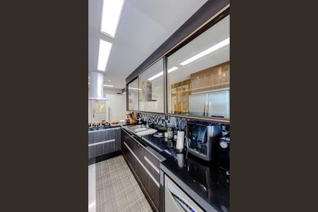 Apartamento à venda com 155m², 3 quartos e 4 vagasCozinha