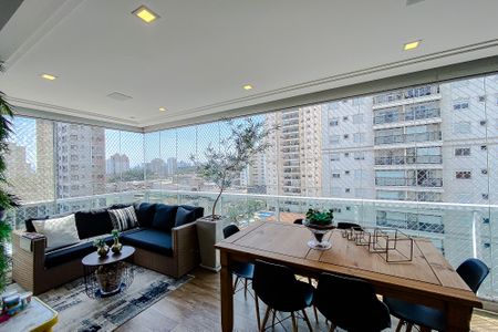 Apartamento à venda com 155m², 3 quartos e 4 vagasVaranda da Sala