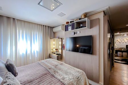 Apartamento à venda com 155m², 3 quartos e 4 vagasSuíte 1