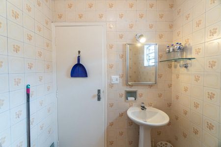 Casa à venda com 186m², 3 quartos e 2 vagas Casa à venda com 186m², 3 quartos e 2 vagasBanheiro da Suíte