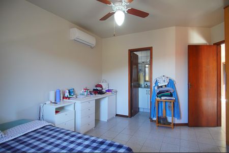 Casa para alugar com 493m², 6 quartos e 3 vagasSuíte 2