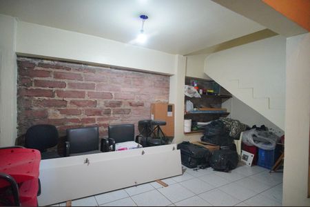 Casa para alugar com 493m², 6 quartos e 3 vagasDepósito 