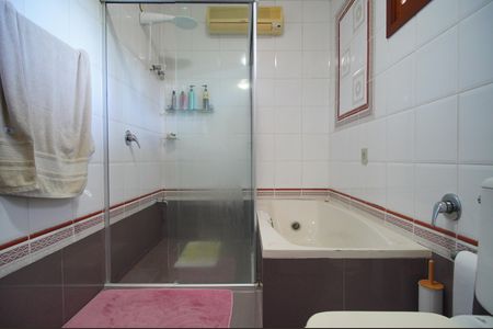 Casa para alugar com 493m², 6 quartos e 3 vagasBanheiro da Suíte 3