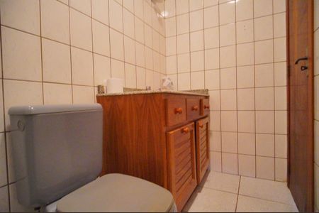 Casa para alugar com 493m², 6 quartos e 3 vagasBanheiro de serviço